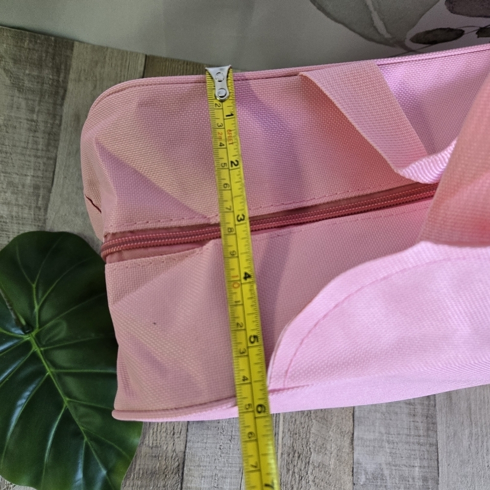 Hello Kitty Pink Duffle Bag w/ Iconic Red Bow - Picture 4 of 8